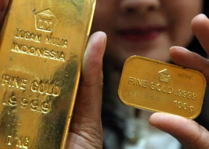 Mau Jual Emas Hari Ini? Harga Buyback Antam Turun Rp20.000 per Gram