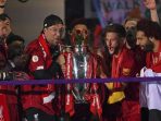 Liverpool Angkat Trofi Juara, Klopp Akui Sempat Putus Asa