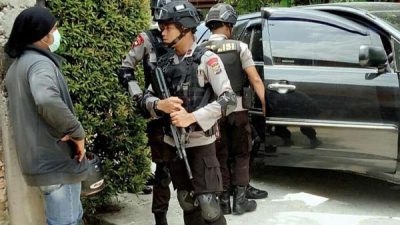 Densus 88 Tangkap Lima Terduga Teroris di Kampar Riau