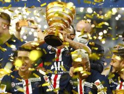 PSG Angkat Tropi Piala Liga Usai Membungkam Lyon Lewat Adu Penalti