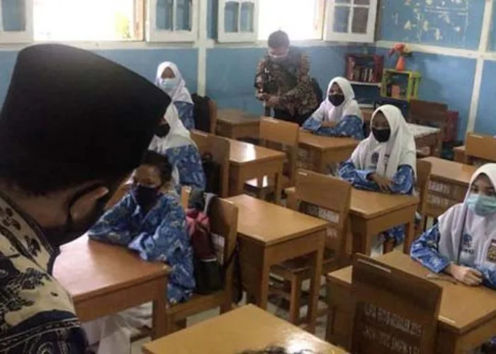Kota Padang Panjang Gelar Sekolah Tatap Muka Perdana