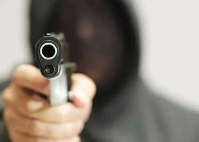 Kepala Ditembak, Korban Dibuang ke Kebun Karet, Uang Rp150 Juta Dibawa Kabur