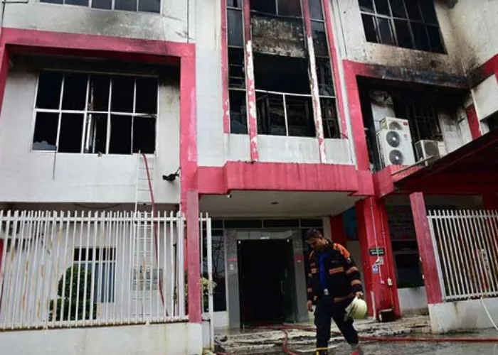 Gedung HPBB Telkom Pekanbaru Terbakar, Jaringan Pelanggan Lumpuh