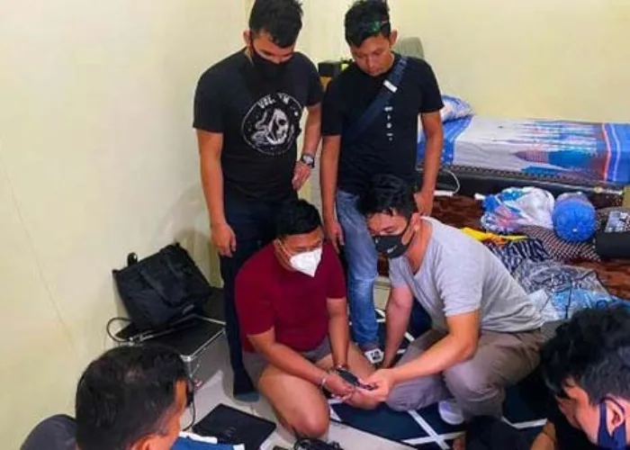 Mahasiswa di Padang Sumbar Ditangkap, Peras Korban dengan Rekaman Video Call Seks