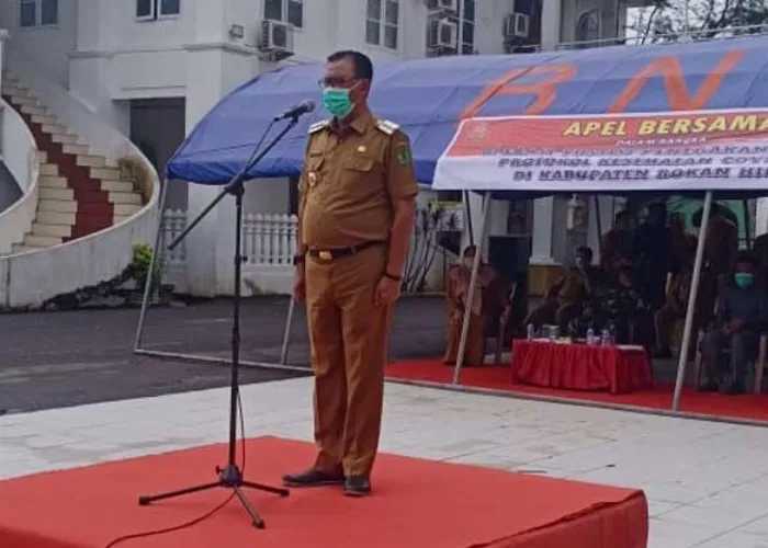 Bupati Suyatno Ajak Petugas Sosialisasi Kebiasaan Baru