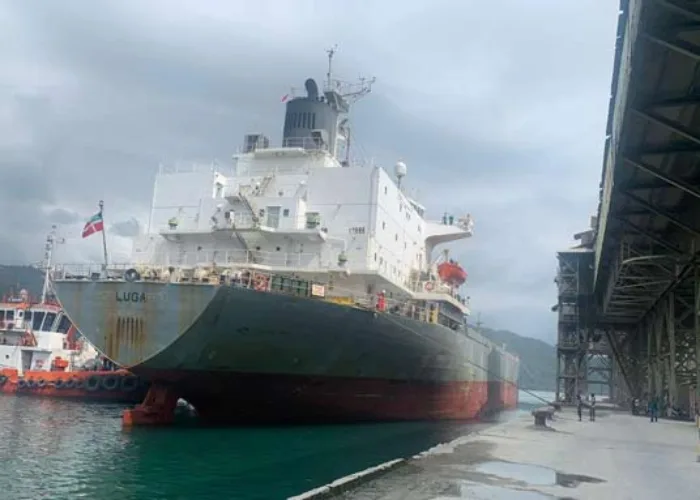Semen Padang Ekspore 25.000 Ton Semen ke Australia
