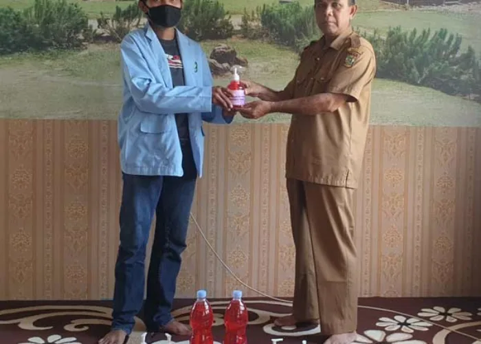 Sabun Cuci Tangan Untuk Desa Muara Takus XIII Koto Kampar