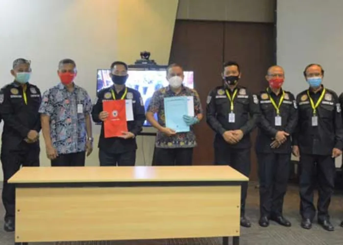 Tim Baharkam Polri Apresiasi Upaya Semen Padang Meraih Sertifikat SMP Predikat Gold