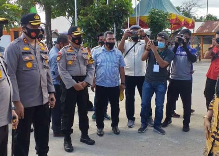 Kapolda Kunjungi Kantor KPU Inhu, Imbau Masyarakat Ciptakan Pilkada Aman dan Sejuk