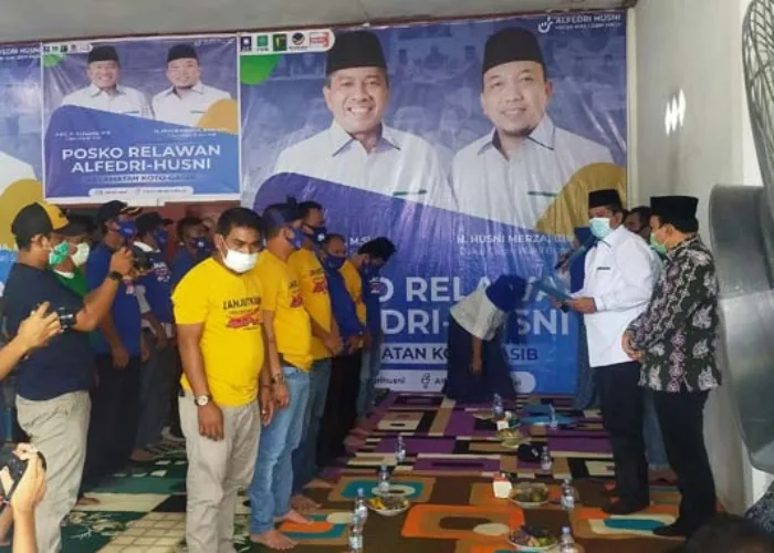 Pasangan Alfedri-Huzni Kukuhkan Tim Relawan Kecamatan Koto Gasib