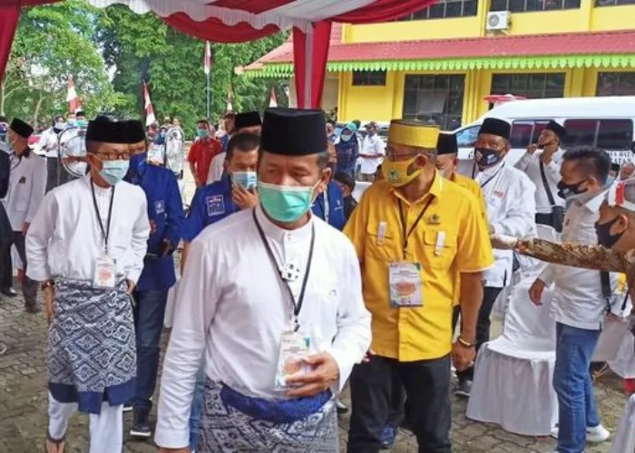 Usai Deklarasi, Pasangan Petahana Rudi-Amsakar Daftar ke KPU Batam