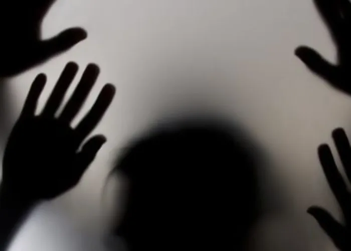 Jual Istri Lewat Medsos, Suami Tawarkan Layanan Threesome Rp1,5 Juta