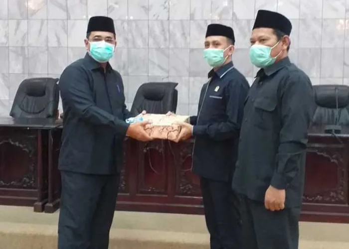 Wabup Khairizal Sampaikan Nota Keuangan RAPBD Inhu 2021 Sebesar Rp1,4 Triliun