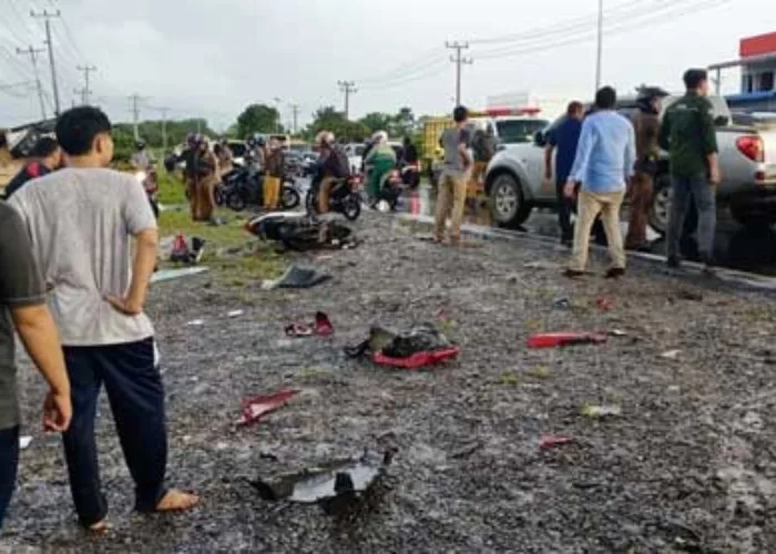 Diduga Supir Hilang Kendali dan Menghantam Sepeda Motor, Dua Orang Meninggal