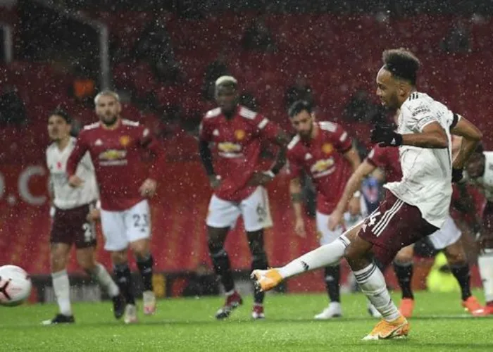 Penalti Aubameyang Bawa Arsenal Taklukan MU