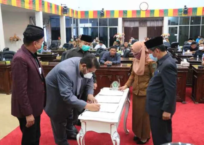 Paripurna DPRD Sahkan ABPD Rohul Tahun Anggaran 2021 Sebesar Rp 1,1 Triliun