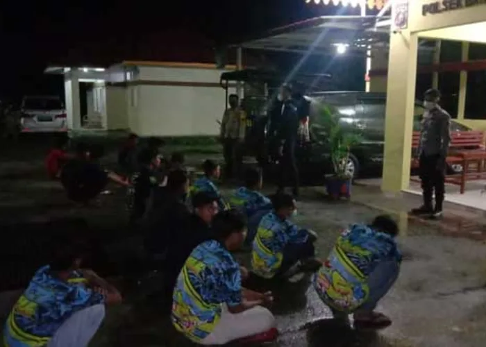 Razia Warnet Halam Hari, Polsek Batang Gansal Inhu Amankan 20 Pelajar