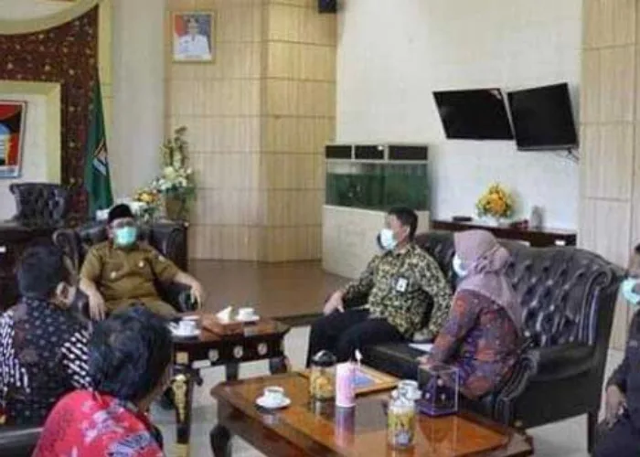 Menteri Keuangan Beri Pemko Padang Penghargaan, Opini WTP 2019