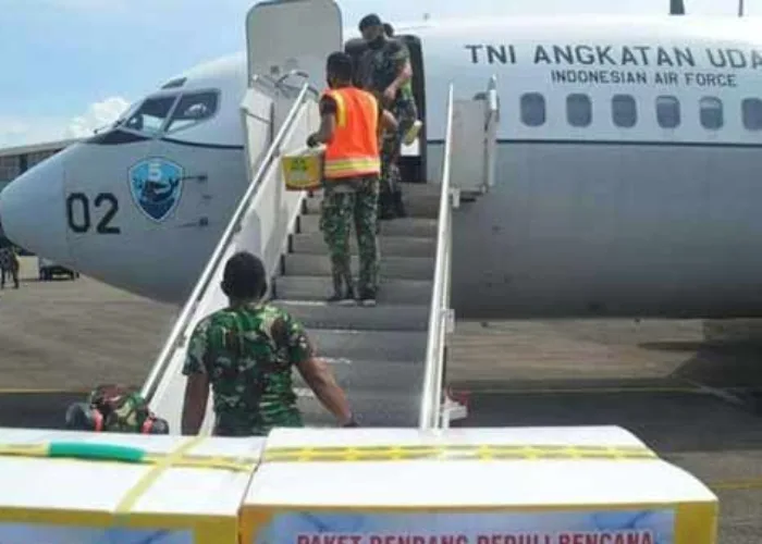 4000 Paket Rendang Untuk Korban Gempa Mamuju Terbang dari Padang