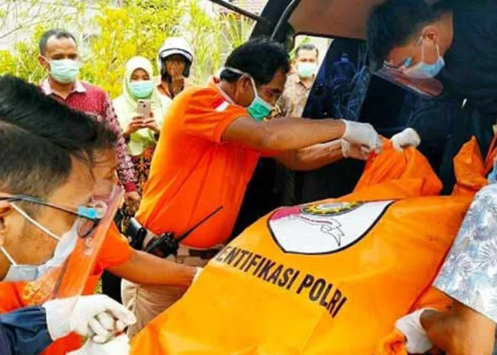 Lihat Kepulan Asap, Begitu Didatangi Warga Lihat Pegawai Pengadilan di Pekanbaru Terbakar