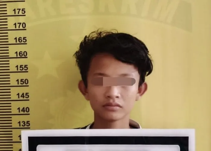 Remaja Ini Ditangkap Saat Motor Curiannya Terjaring Razia