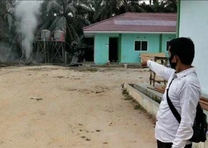 Sedang Gali Sumur, Tiba-tiba Gas Menyembur, Santri Ponpes Al Ihsan Pekanbaru Panik dan Dievakuasi