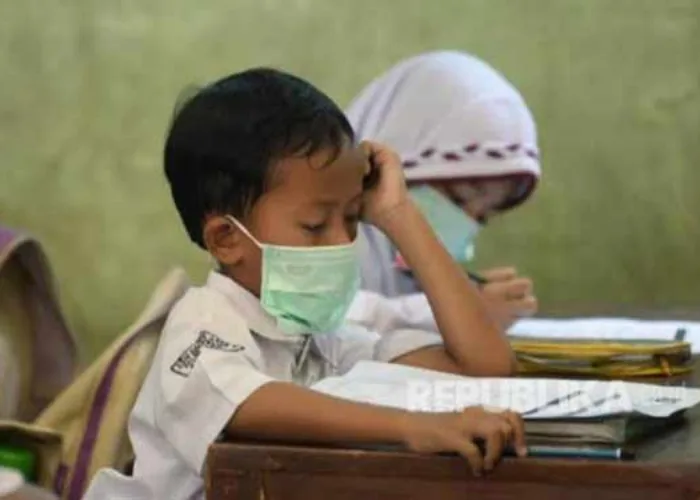 Kelas Tatap Muka Ditambah, Walikota Firdaus: Jangan Berkerumun Jemput Anak