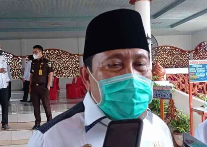 Dukung Vaksinasi Covid-19 di Rohul, Bupati Sukiman Yakinkan Masyarakat Vaksin Aman dan Halal