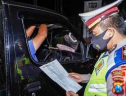 Polda Sumbar Putar Balik 1.739 Kendaraan Pemudik di Pos Penyekatan