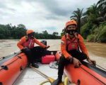 Bocah 9 Tahun Hilang Terseret Arus Sungai Rokan, Tim SAR Lakukan Pencarian