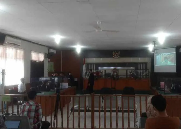 Perkara Korupsi Rp1,8 Miliar, Mantan Sekdaprov Riau Dituntut 7,5 Tahun Bui