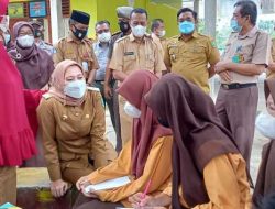 Semangat Bupati Rezita Memajukan Pendidikan di Tengah Badai Pendemi