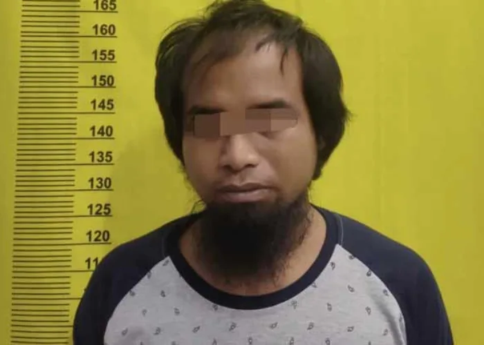 Polisi Tangkap Jery Bersama Dua Batang Ganja dalam Polybag dan 15,17 Gram Ganja Kering
