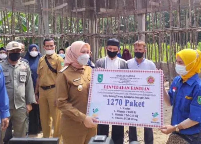 Karang Taruna Bantu 1.270 Paket Masker dan Vitamin Untuk Masyarakat Inhu