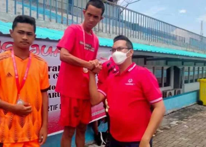 Perjuangan Atlet Asal Meranti Riau, Harus Pinjam Sepatu Saat Bertanding Hingga Raih Emas