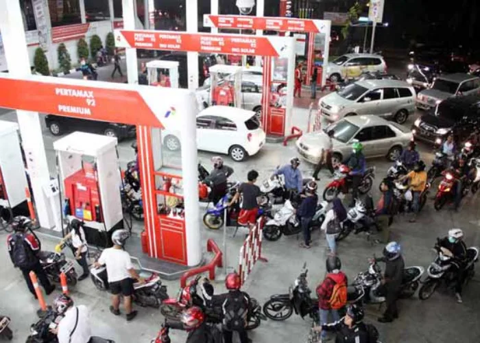 Ketika Harga BBM Non Subsidi Naik, Pertalite Tetap Rp10.000 per Liter