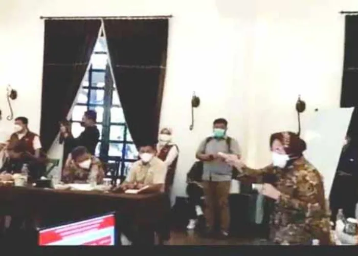 Tersinggung Pegawainya Dibentak-bentak Mensos Risma, Gubernur Gorontalo: Contoh Tidak Baik!