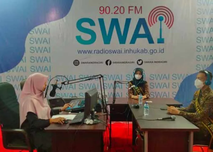 Bujang Dara Promosikan Objek Wisata Inhu Kala Talkshow Radio Swai FM