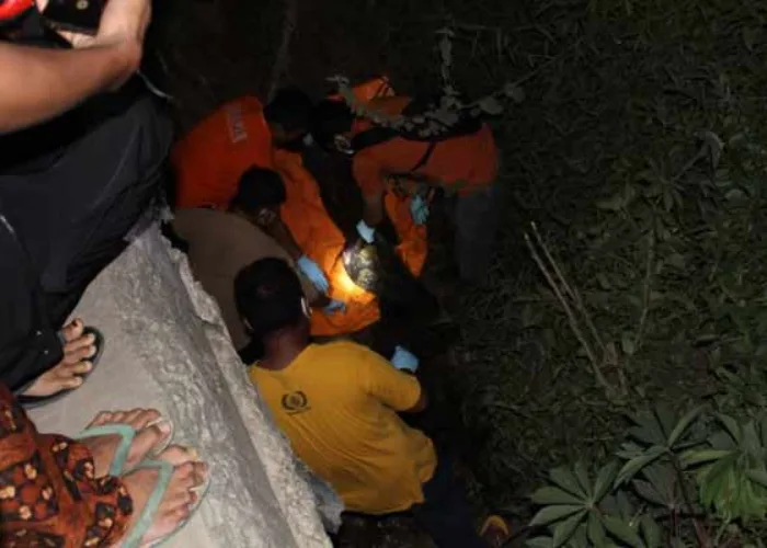Warga Sidomulyo Inhu Temukan Mayat dalam Gorong-gorong, Kondisinya Sudah Membusuk