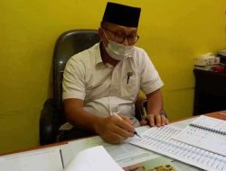 Kondisi SDN 006 Petonggan Memprihatinkan, Berlantai Tanah Berdinding Kayu Tanpa Kantor Guru dan WC, Ini Penjelasan Disdikbud Inhu