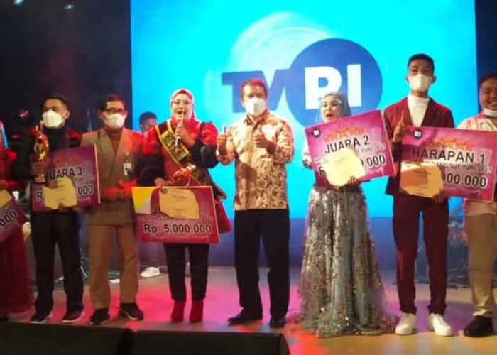 Siti Halimah Harumkan Nama Inhu, Juarai Bintang Dangdut TVRI Riau 2021