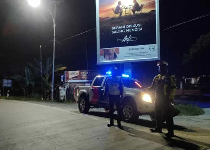 Malam Hari, Polres Inhu Gelar Patroli di Lokasi Rawan Kecelakaan