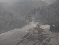 Erupsi Semeru Sebabkan 14 Orang Meninggal, 56 Terluka, 1.300 Mengungsi