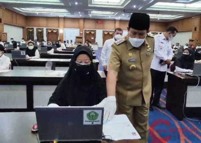 Buka Ujian SKD CASN di Rohul, Bupati Sukiman Berikan Motivasi dan Pastikan Tanpa Kecurangan