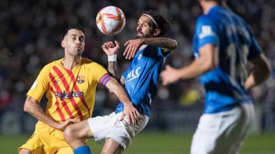Barcelona Nyaris Saja Dipermalukan Linares