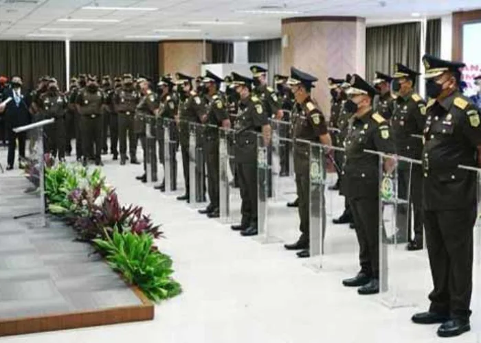 Berharap Tumpukan Kasus Korupsi Riau Tuntas di Tangan Kajati Baru
