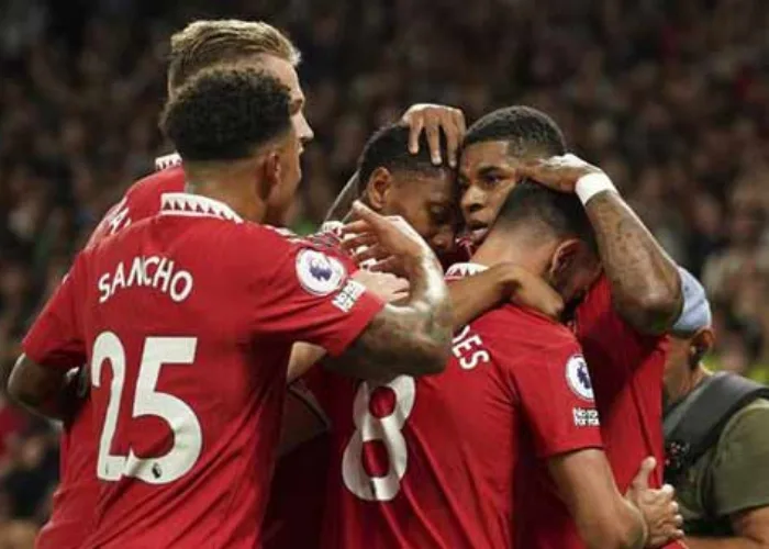 Kalahkan Liverpool, MU Keluar dari Zona Degradasi