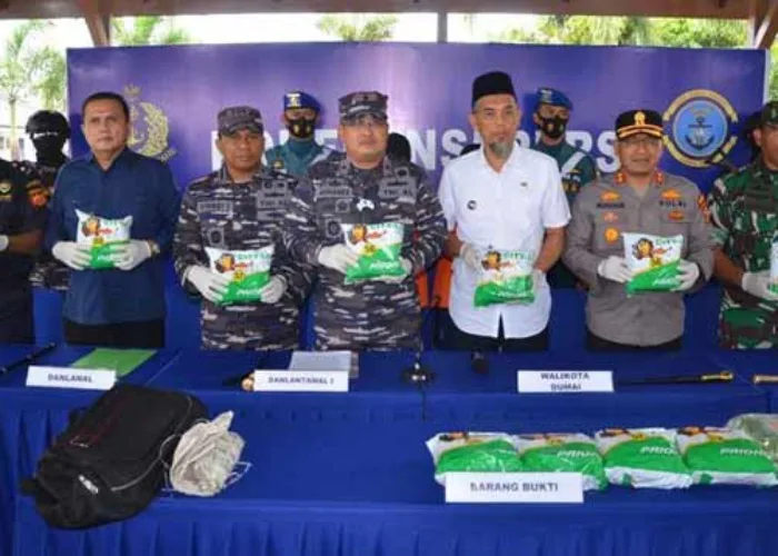 TNI AL Gagalkan Penyelundupan 14 Kg Sabu di Perairan Rupat Bengkalis