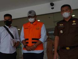 Mantan Ketua KONI Kampar Serahkan Diri ke Kejati Riau