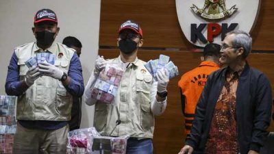 Bupati Adil Gadaikan Aset Pemkab Meranti Rp100 Miliar, Sebulan Cicil Rp3,4 Miliar